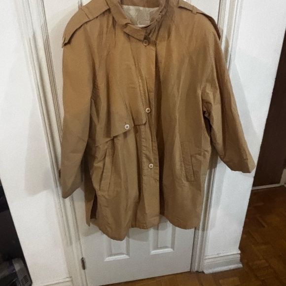 Vintage oversized trench coat 80s looking for best offer - Picture 3 of 10